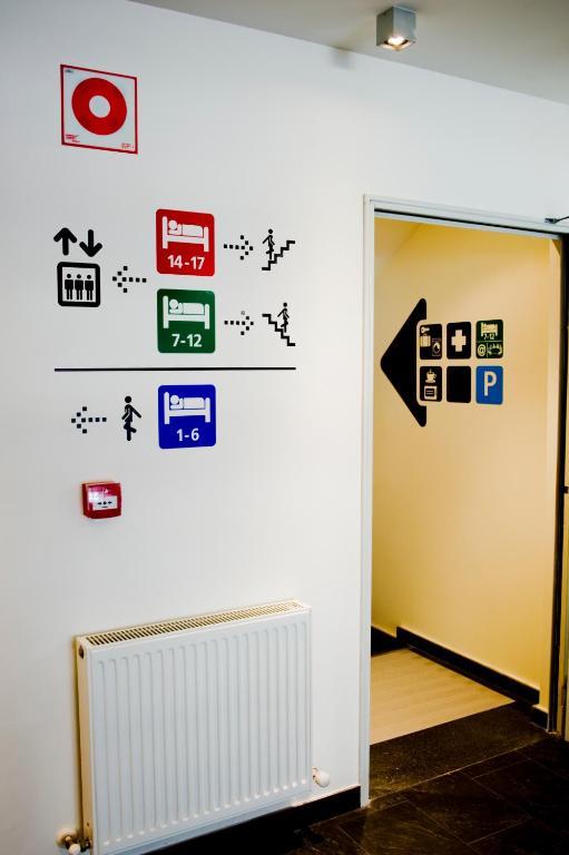 Bbk Bilbao Good Hostel Экстерьер фото