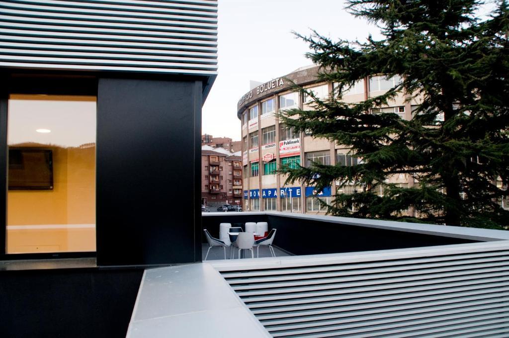 Bbk Bilbao Good Hostel Экстерьер фото