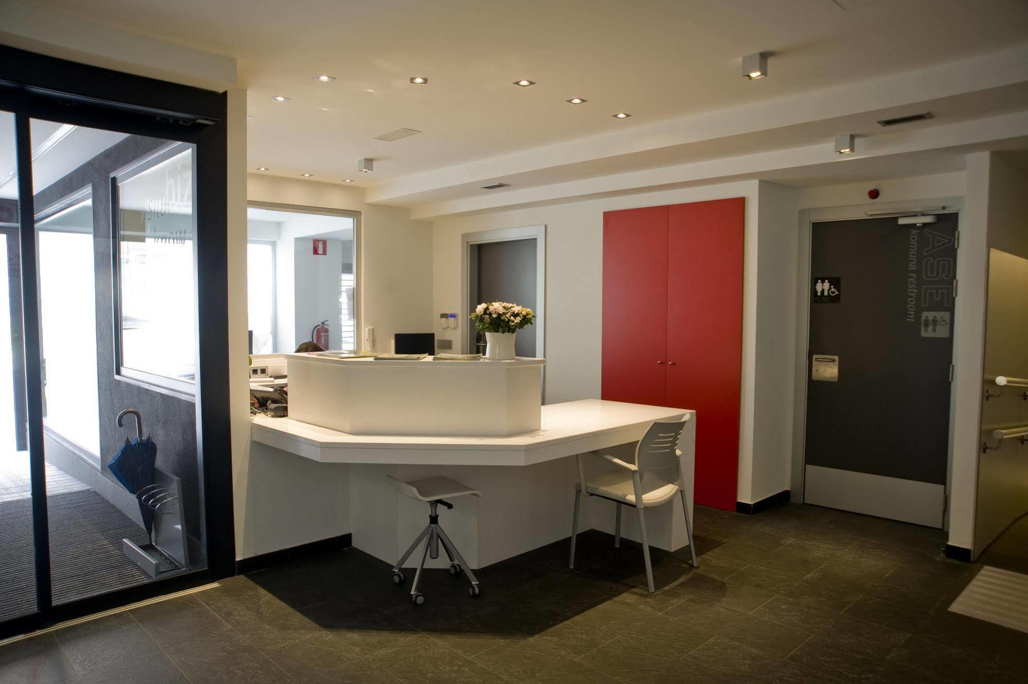 Bbk Bilbao Good Hostel Экстерьер фото